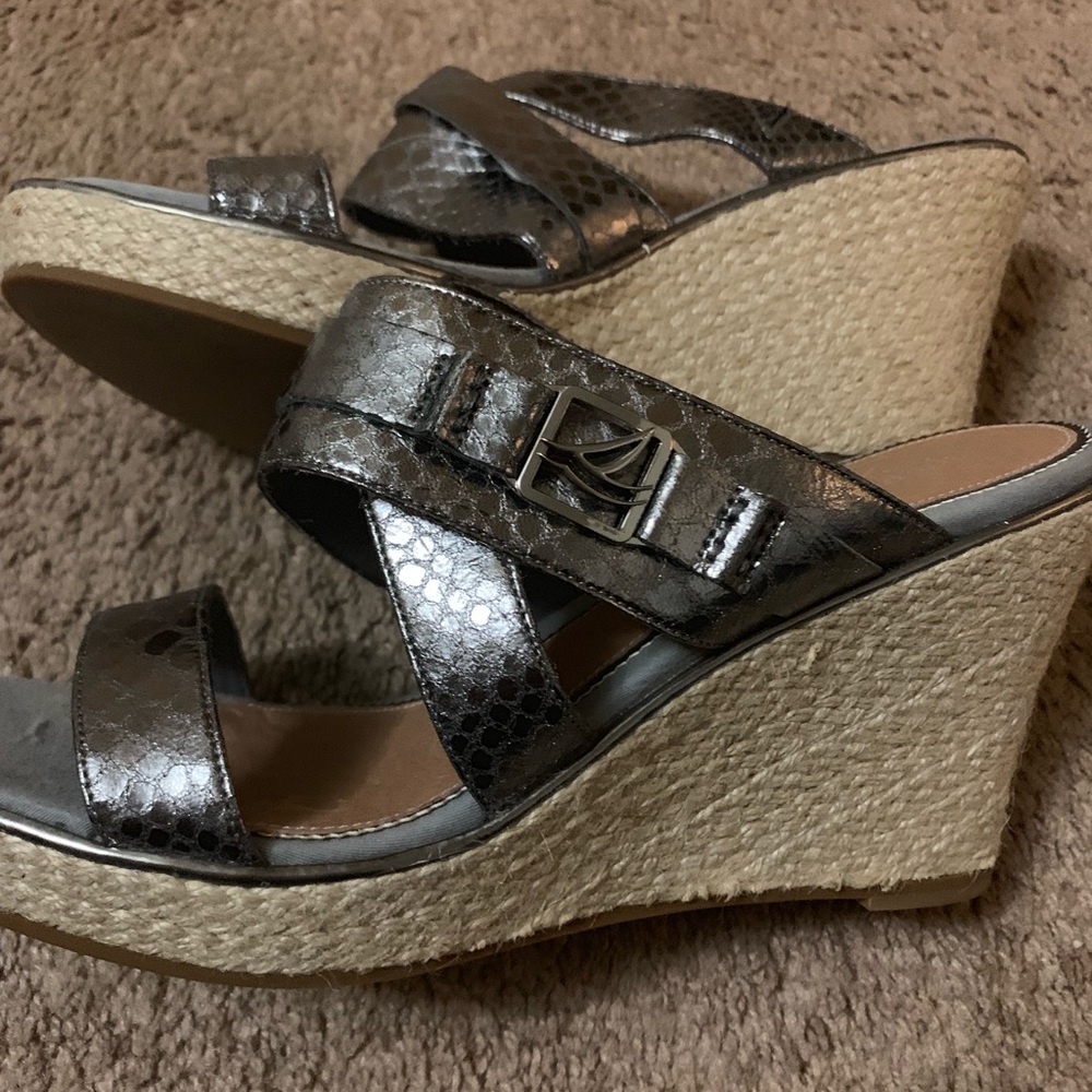 Silver Sperry wedges